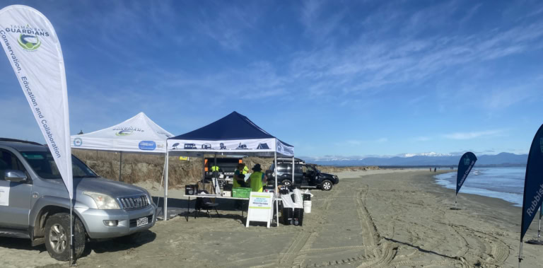 Tāhuna Beach Clean up